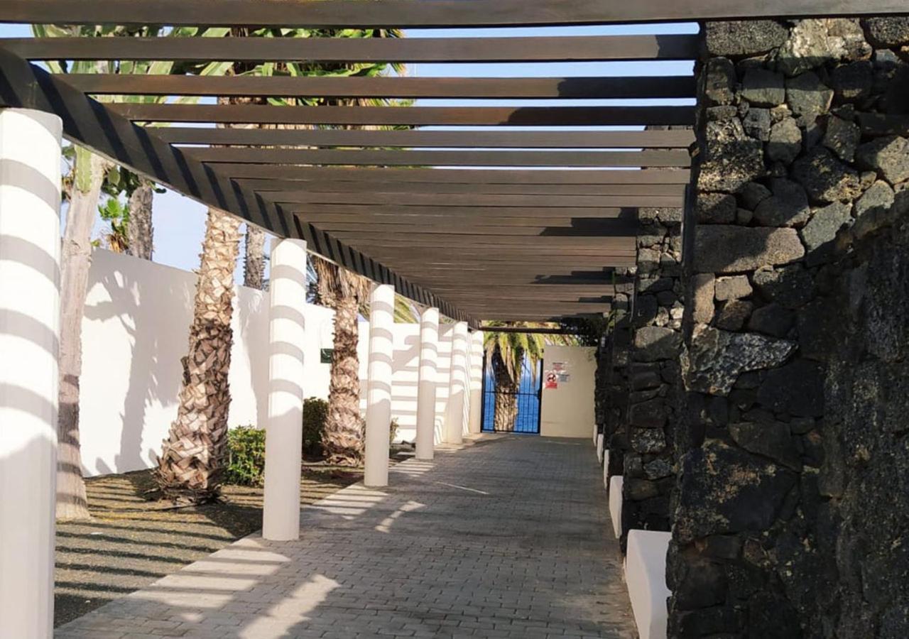 Villa Sun And Sea 4 Front De Mer Playa Rocca Costa Teguise Eksteriør billede